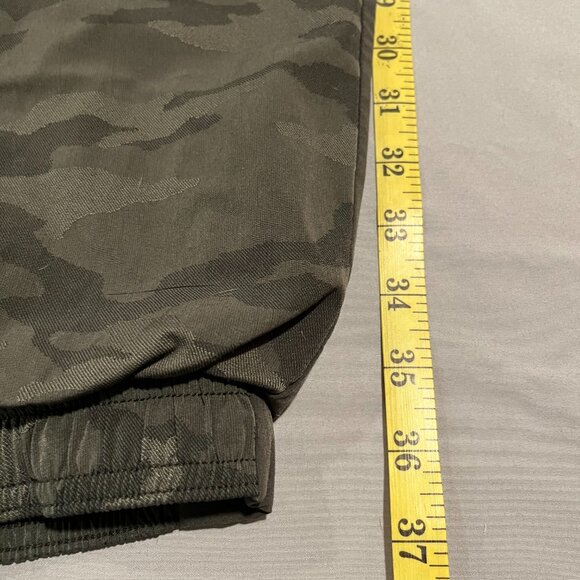 Athleta Camo Lined Jogger Size 6 - Picture 4 of 10
